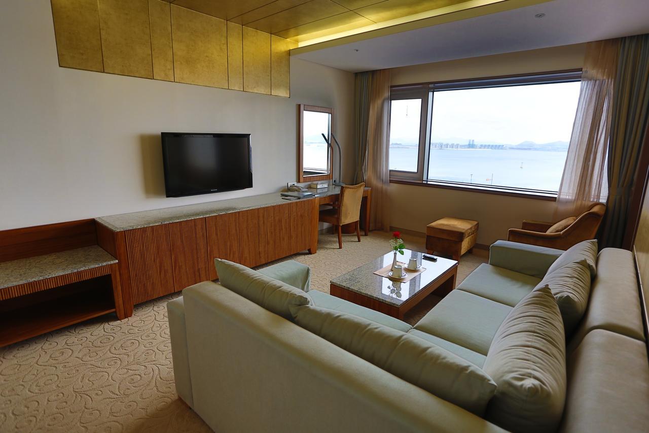 Shangria Beach Tourist Hotel Мокпо Екстериор снимка